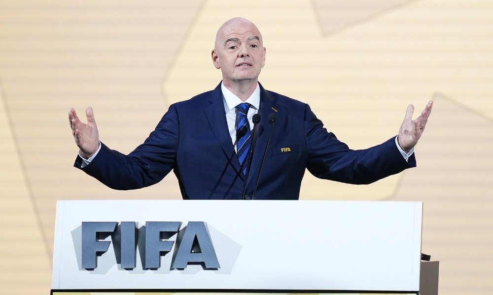 pg电子官网：愁人的巩晓彬，符合男人女人的所有梦想与幻想，不念稿时才更像他.